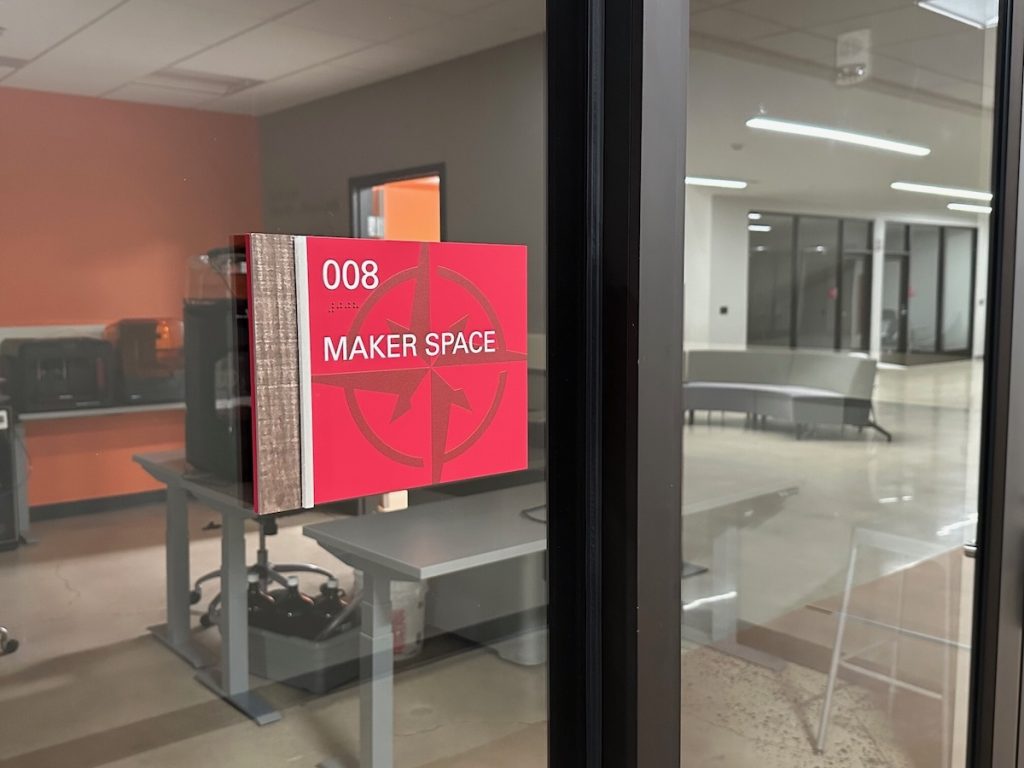 Reading College Towne Alvernia University | L&H Signs