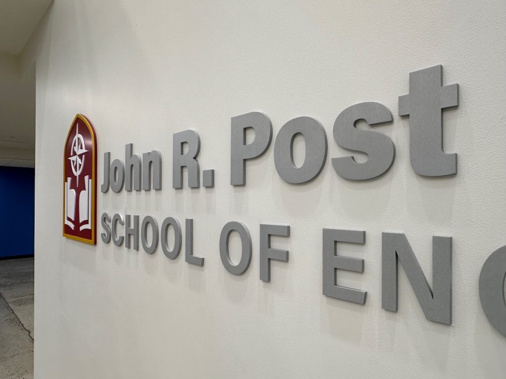 Reading College Towne Alvernia University | L&H Signs