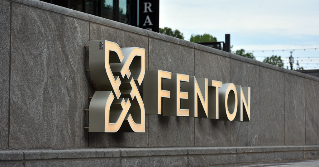 metal sign fabrication